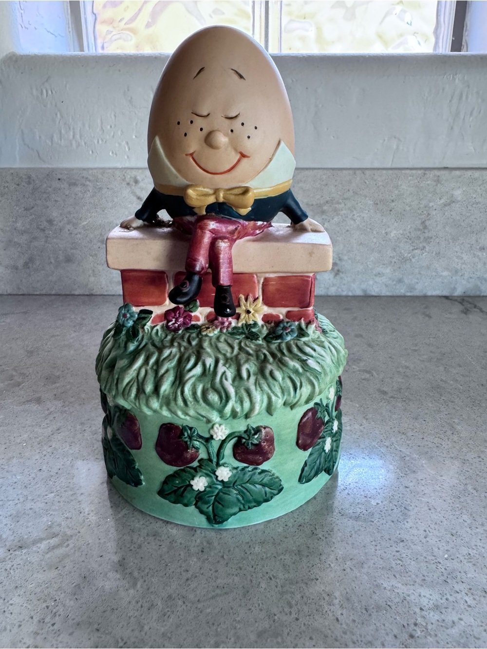 Whimsical Humpty Dumpty Ceramic Decorative Box in Green and Tan
